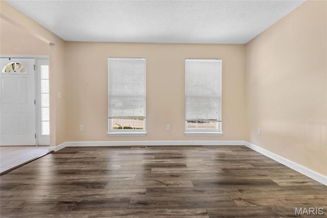 22 Brookwood Drive, Collinsville, IL 62234