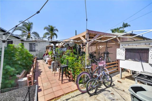 621 W Spruce, Compton, CA 90220
