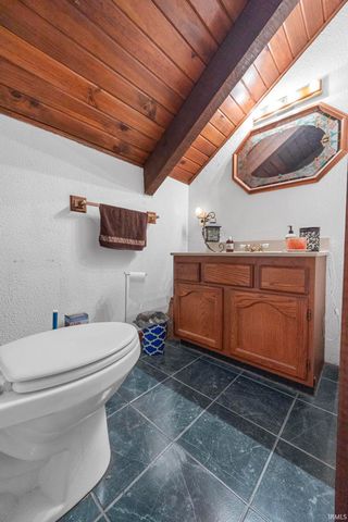 9010 E 450 N Road, Dubois, IN 47527