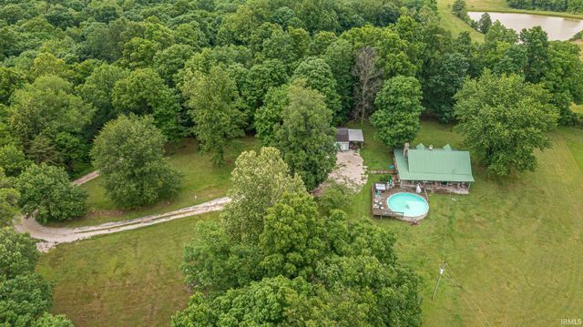 9010 E 450 N Road, Dubois, IN 47527