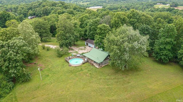 9010 E 450 N Road, Dubois, IN 47527