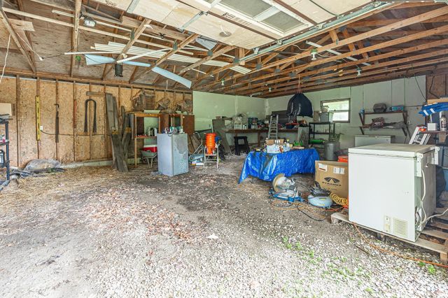 9010 E 450 N Road, Dubois, IN 47527