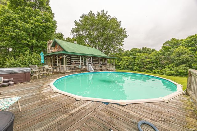 9010 E 450 N Road, Dubois, IN 47527