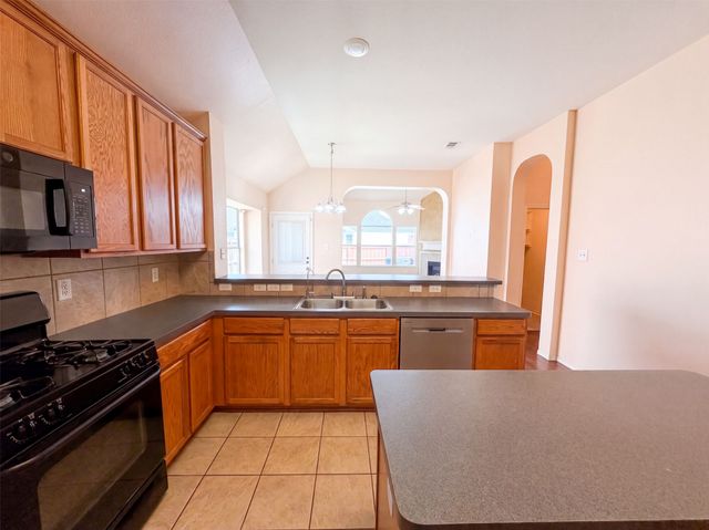 1213 Whitecreek Drive, Glenn Heights, TX 75154