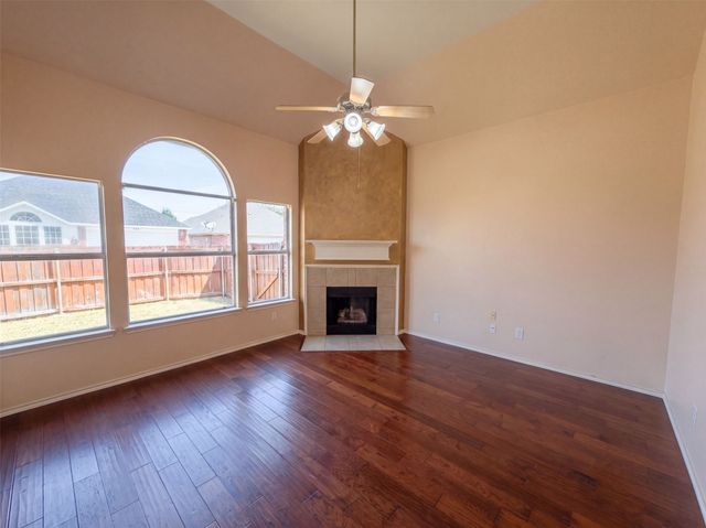 1213 Whitecreek Drive, Glenn Heights, TX 75154