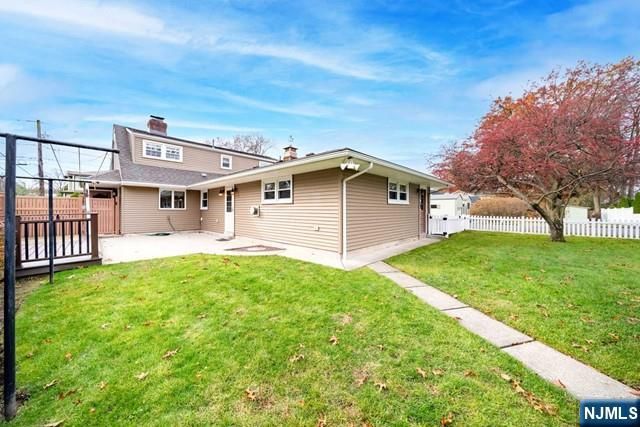 71 Day Avenue, Tenafly, NJ 07670