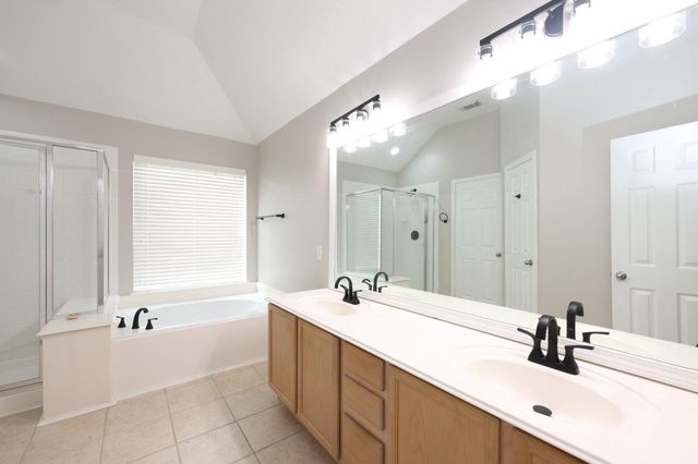9010 Sunrise Trail, Pearland, TX 77584