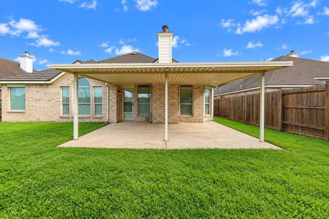 9010 Sunrise Trail, Pearland, TX 77584