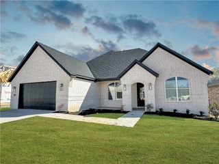 2849 N Chapel Drive, Fayetteville, AR 72704