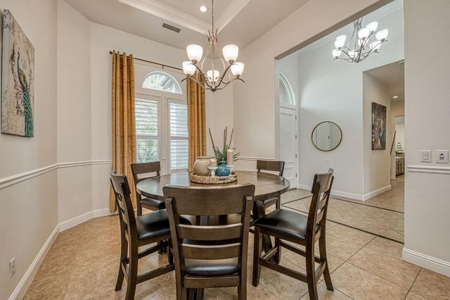 5651 N Caspian Avenue, Fresno, CA 93723