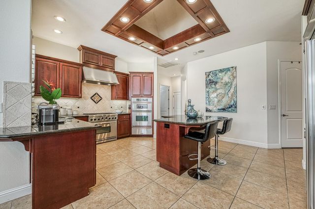 5651 N Caspian Avenue, Fresno, CA 93723