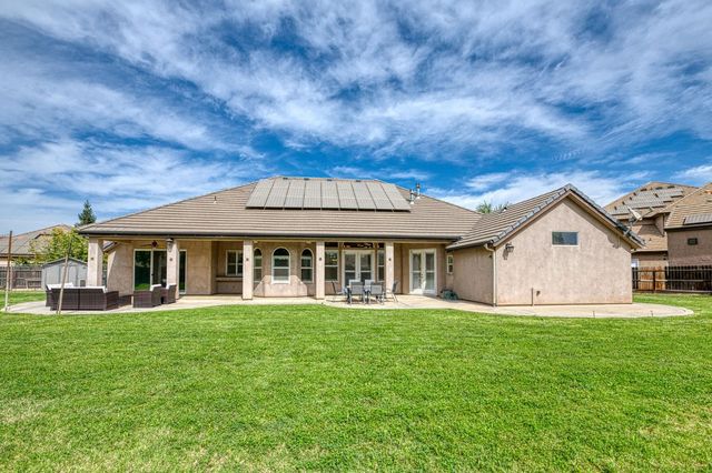 5651 N Caspian Avenue, Fresno, CA 93723