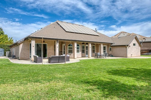 5651 N Caspian Avenue, Fresno, CA 93723