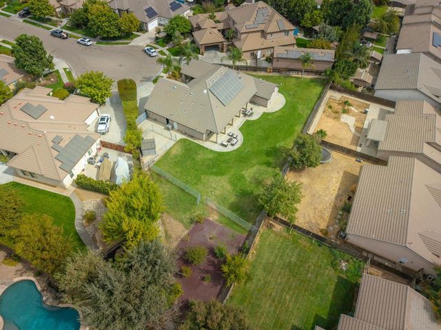 5651 N Caspian Avenue, Fresno, CA 93723