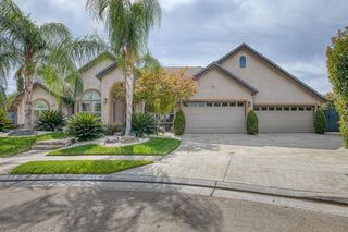 5651 N Caspian Avenue, Fresno, CA 93723