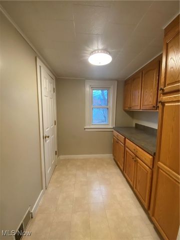 3573 Silsby Road, University Heights, OH 44118