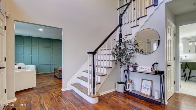 53 Crater Lake Road, Howell, NJ 07731