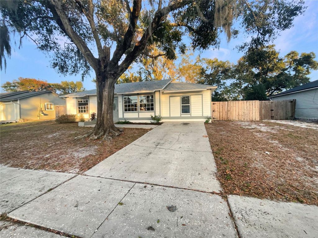 551 MOONBEAM ROAD, Apopka, FL 32712