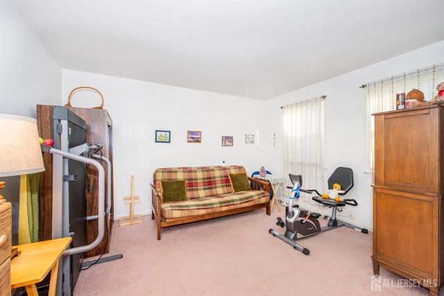 84 Old Nassau Road D, Monroe, NJ 08831