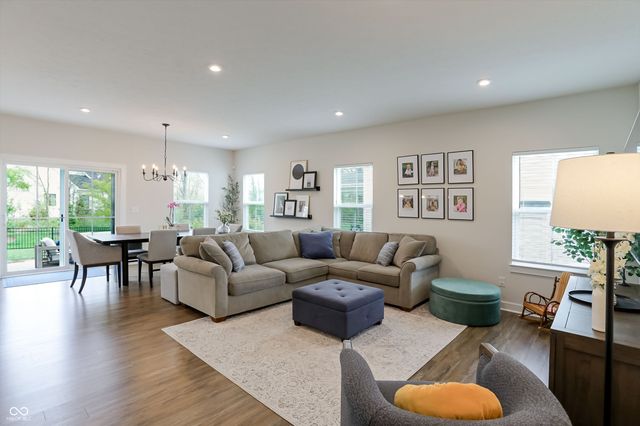 1082 Woodglen Drive, Westfield, IN 46074