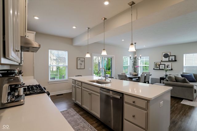 1082 Woodglen Drive, Westfield, IN 46074