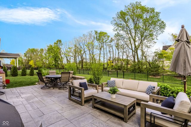 1082 Woodglen Drive, Westfield, IN 46074