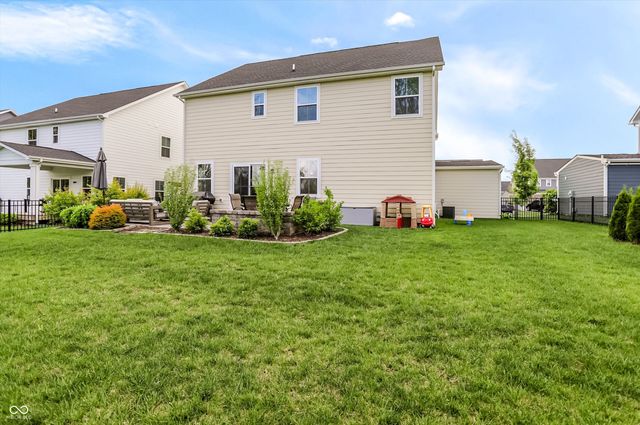 1082 Woodglen Drive, Westfield, IN 46074