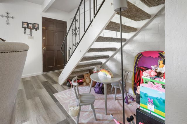 842 Rutledge Dr, Lodi, CA 95242