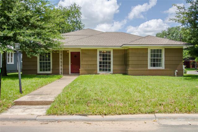 711 E Sixth Street, Brenham, TX 77833