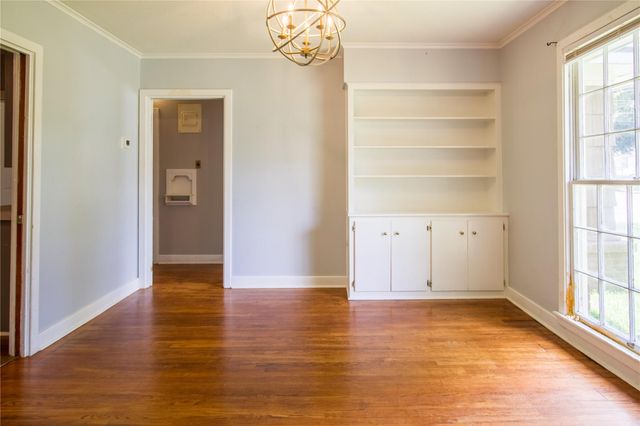 711 E Sixth Street, Brenham, TX 77833