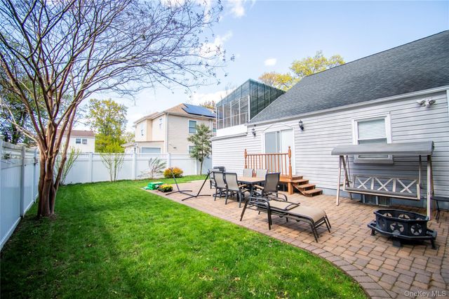 1360 Beulah Court, Baldwin, NY 11510