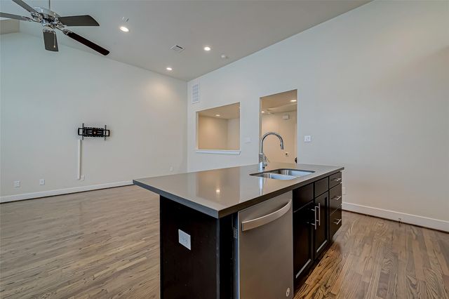 4025 Tulane Street, Houston, TX 77018