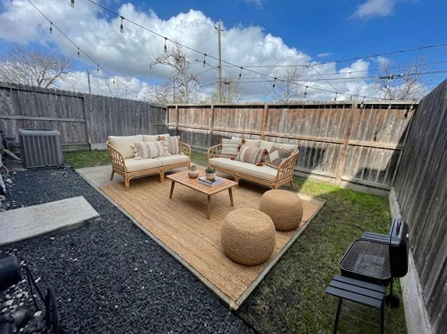 4025 Tulane Street, Houston, TX 77018