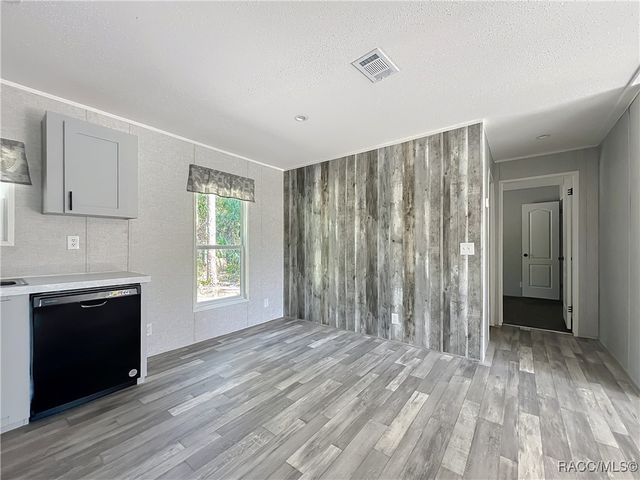 50 neeld Street, Inglis, FL 34449