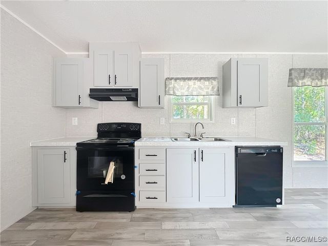 50 neeld Street, Inglis, FL 34449