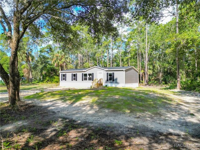 50 neeld Street, Inglis, FL 34449