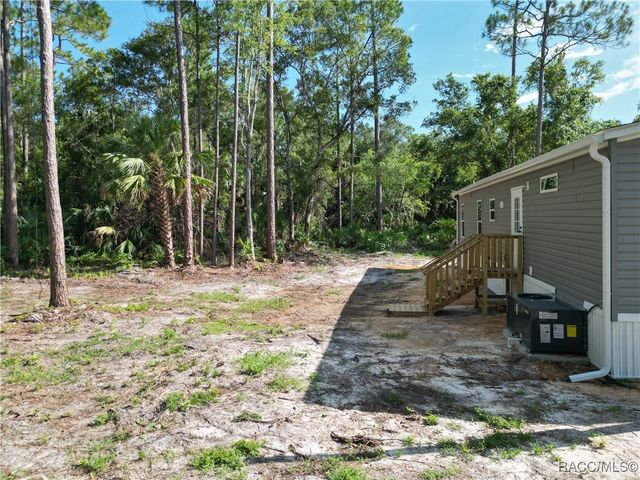 50 neeld Street, Inglis, FL 34449