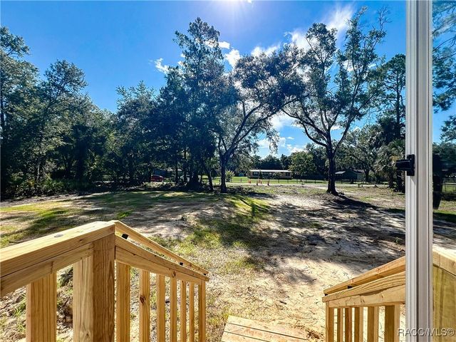 50 neeld Street, Inglis, FL 34449