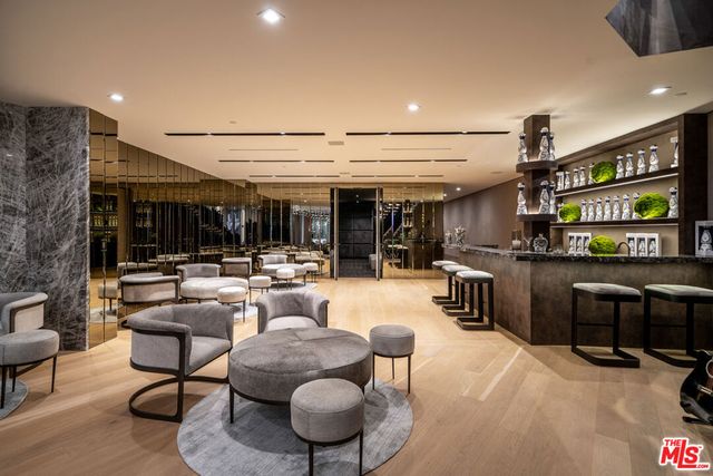 9330 Flicker Way, Los Angeles, CA 90069