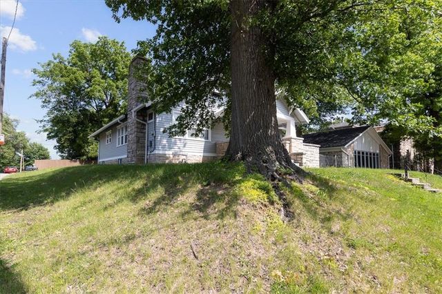 2031 N 32nd Street, Kansas City, KS 66104