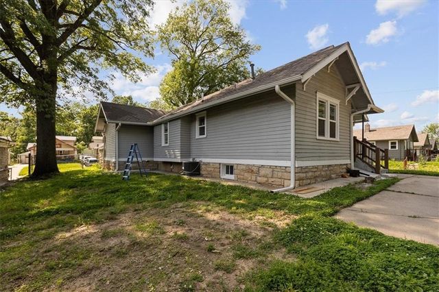 2031 N 32nd Street, Kansas City, KS 66104