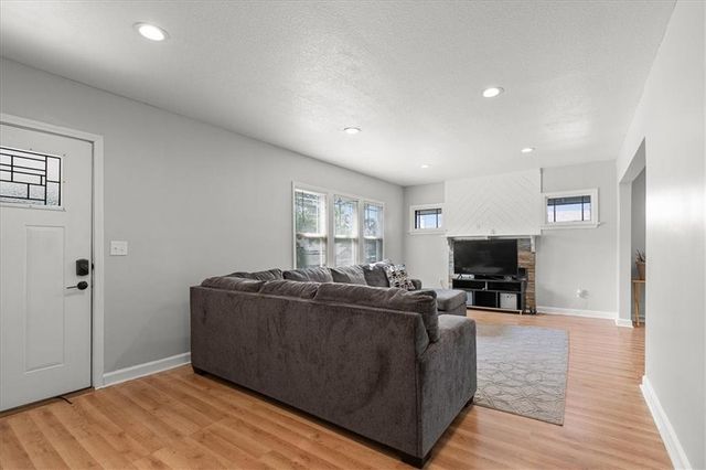 2031 N 32nd Street, Kansas City, KS 66104