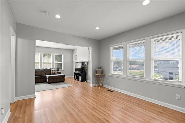 2031 N 32nd Street, Kansas City, KS 66104