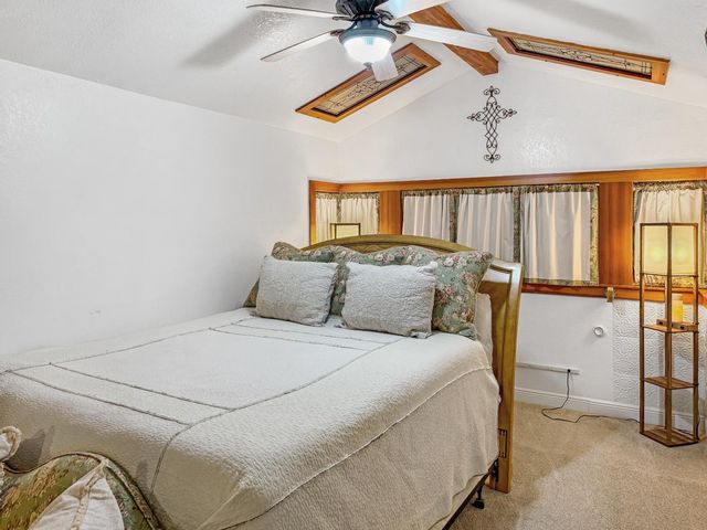 23602 Acacia Ct, Auburn, CA 95602