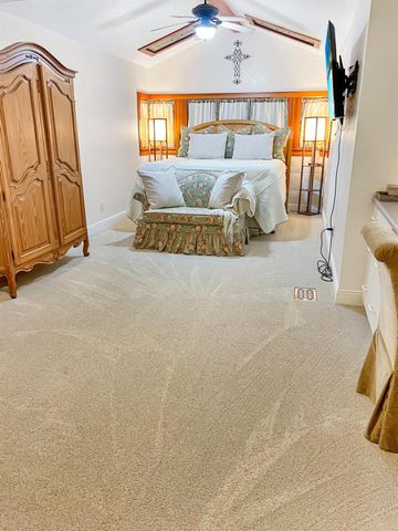 23602 Acacia Ct, Auburn, CA 95602