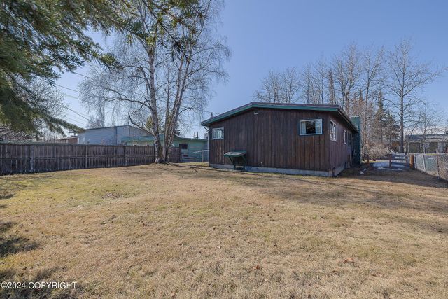 4205 Iowa Drive, Anchorage, AK 99517
