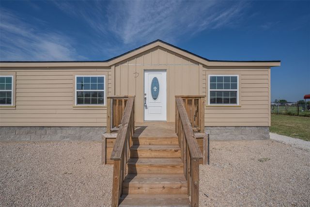 5905 Wild Berry Trail, Joshua, TX 76058