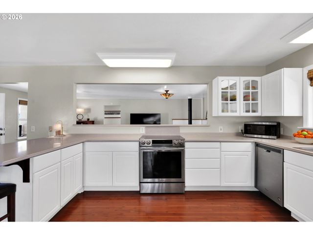 84816 CLOVERDALE Rd, Creswell, OR 97426