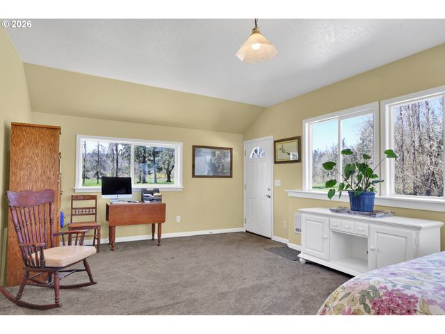 84816 CLOVERDALE Rd, Creswell, OR 97426