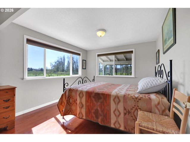 84816 CLOVERDALE Rd, Creswell, OR 97426